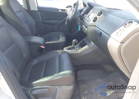 2011 Volkswagen Tiguan Se из США, поврежденный, VIN WVGAV7AX7BW524400